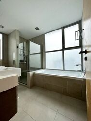 The Esta (D15), Condominium #452921361